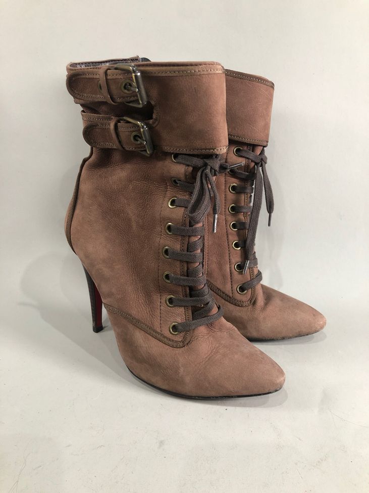 Botas - Via Uno Vestuá